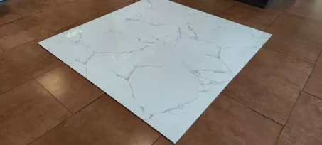 White Marble  60x60 cm polírozott gres padlóburkoló rektifikált